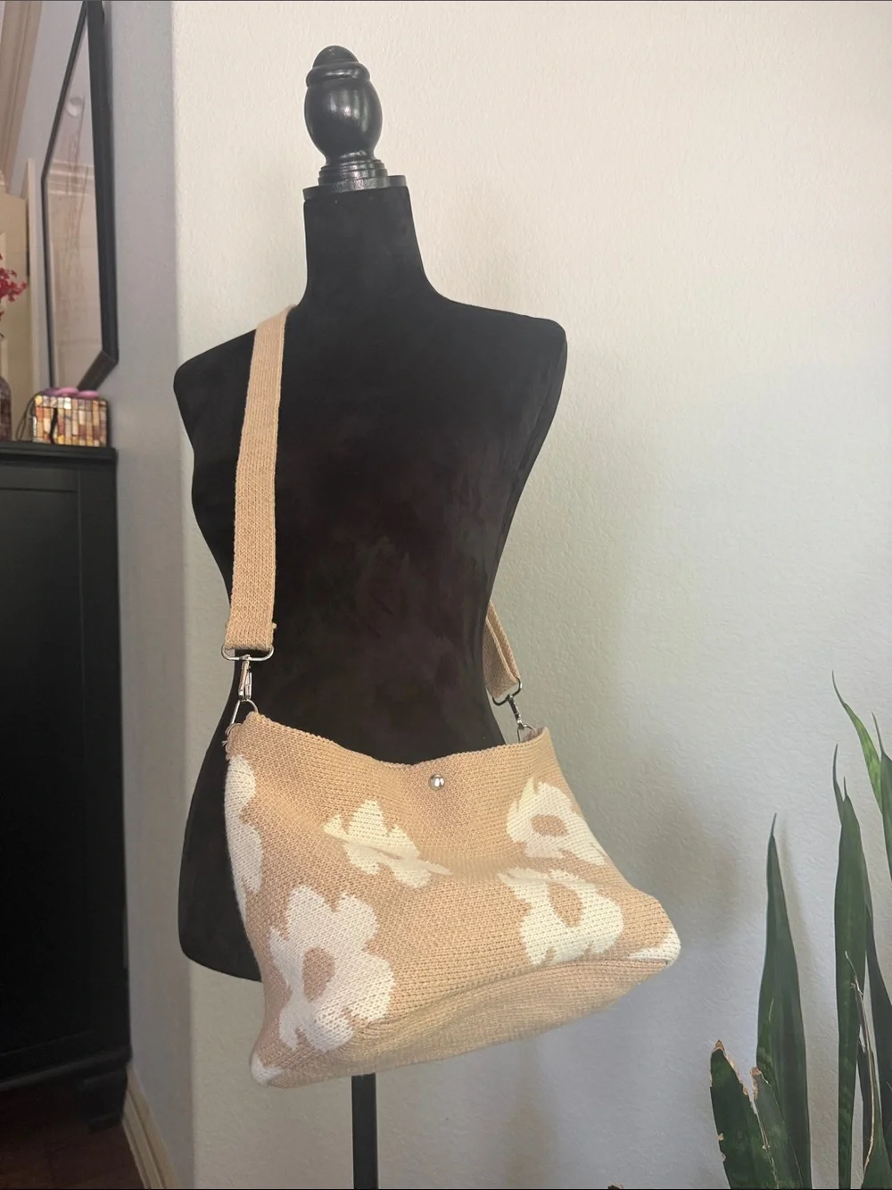 Crochet Flower tote, crossbody/ shoulder
